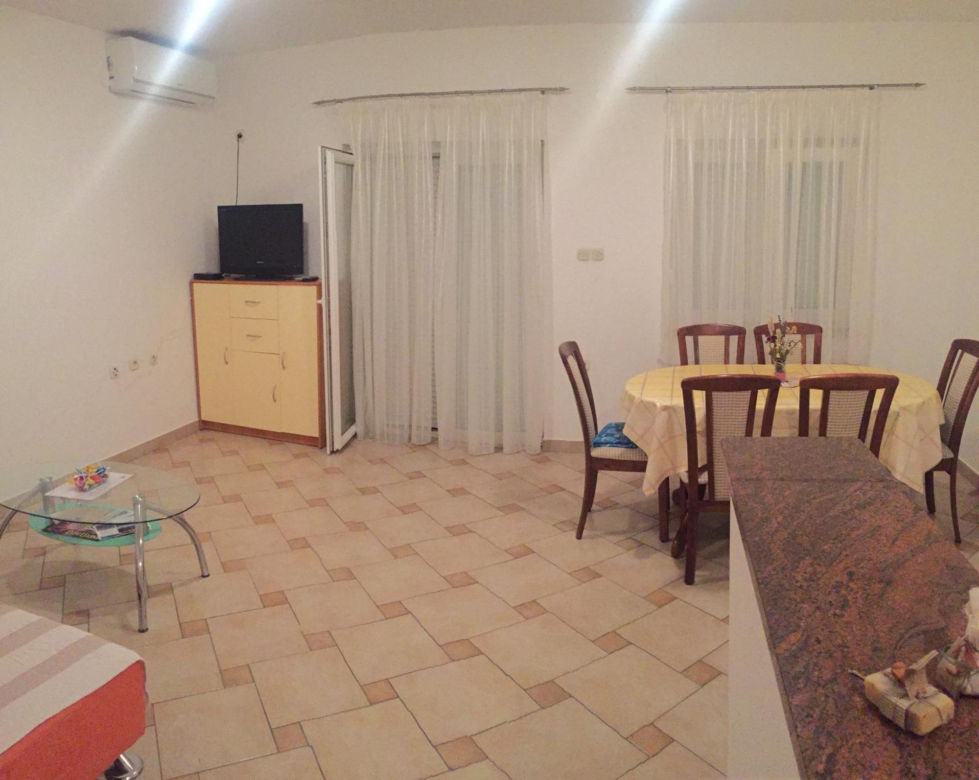 Apartments Vidovic Povljana Habitación foto