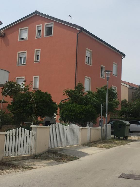 Apartments Vidovic Povljana Exterior foto