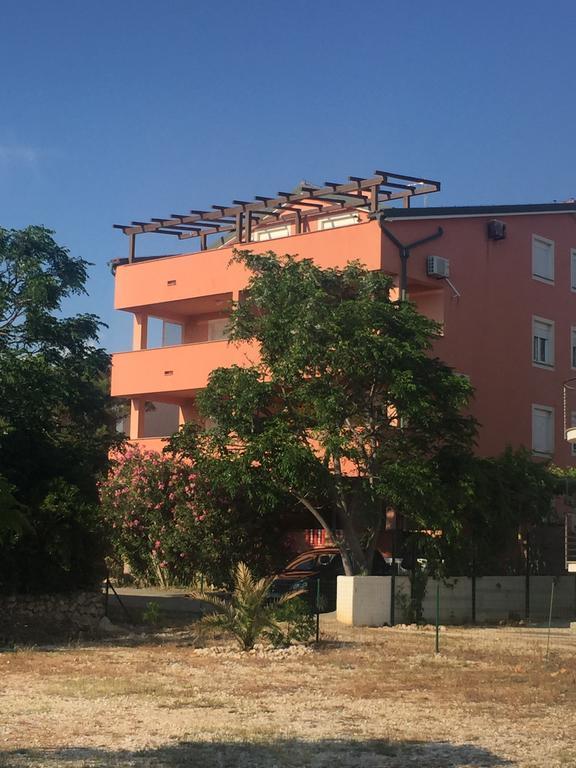 Apartments Vidovic Povljana Exterior foto